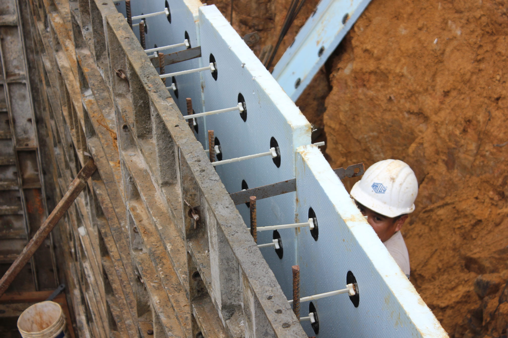 Insulation for Concrete Walls are centered and placed | Bartley Corp